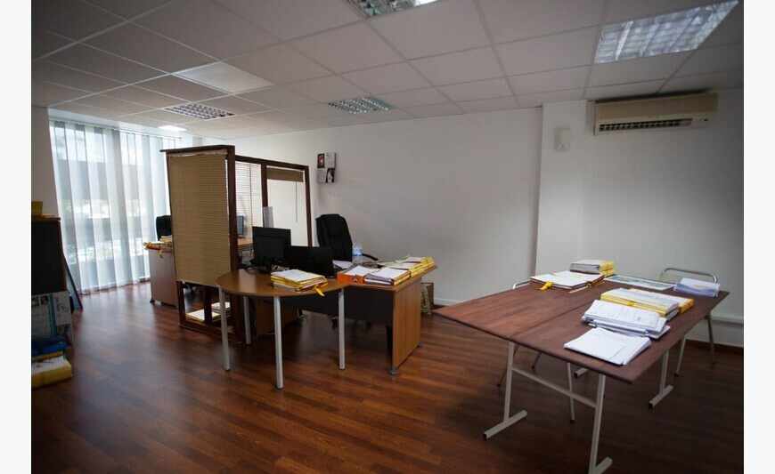 à louer Baie Mahault Bureau