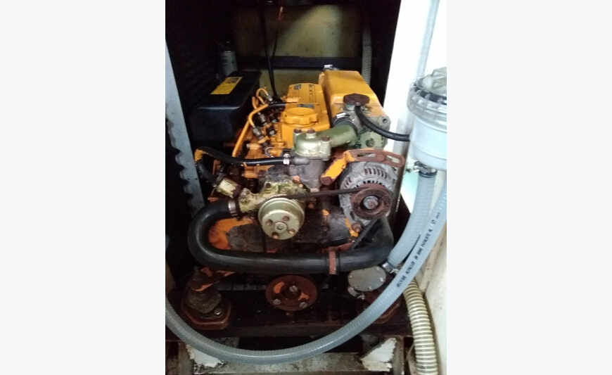 Moteur+inverseur vetus m4. 17 pour pieces
