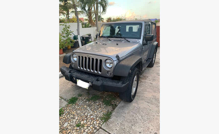 Jeep wrangler 2015 3. 6l v6 2 doors