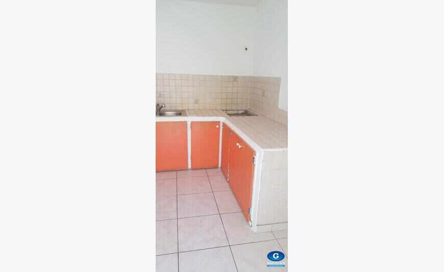 Haut De Maison De Type 5 Leroux 97190...