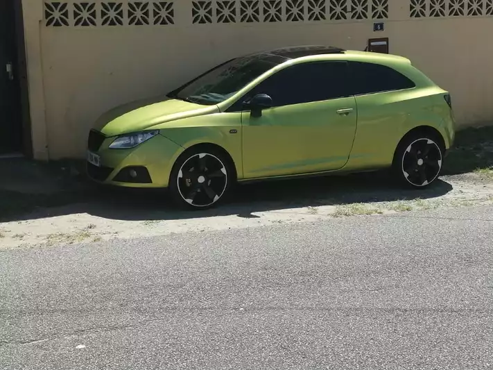 SEAT IBIZA 6j SC à débattre