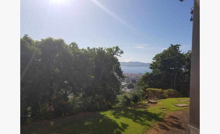 Fort De France Didier : Grand T2 en...