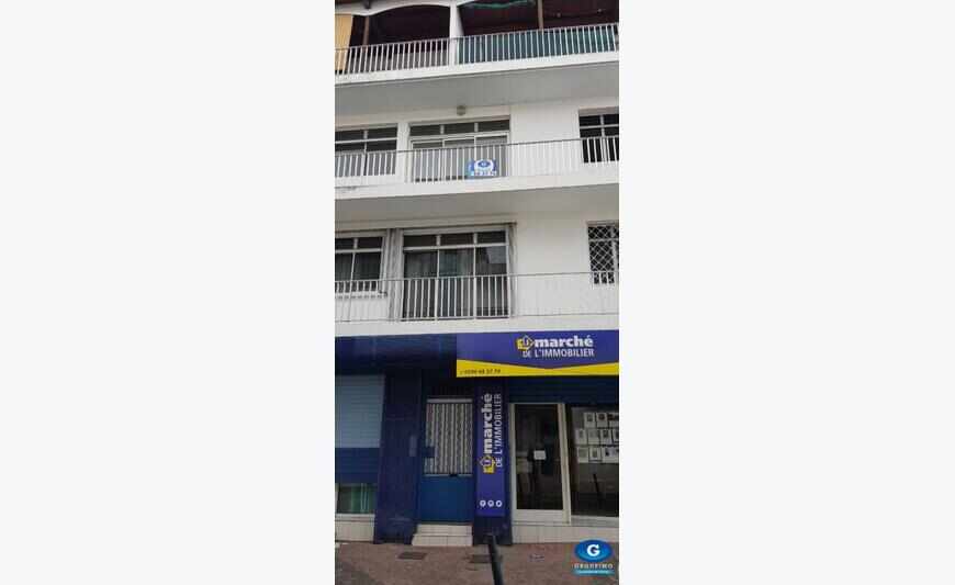 Un Appartement De Type 3 Rue Bebian A...