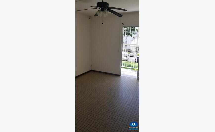 Appartement De Type 3 Residence...