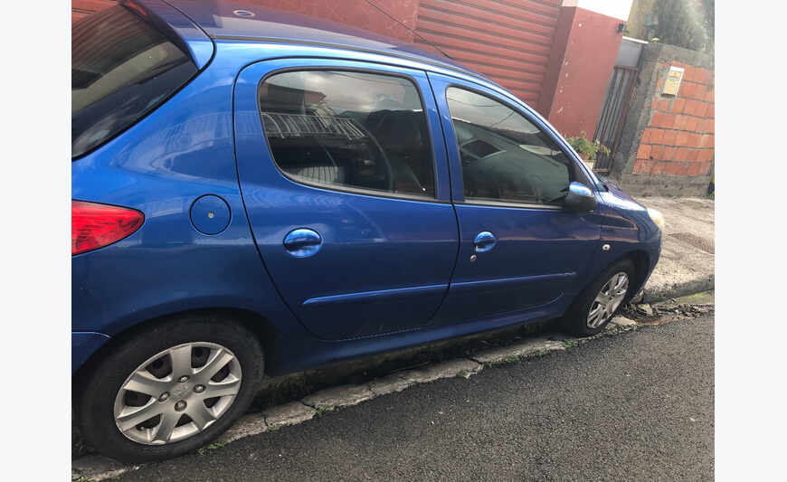 206+ bleue 1.4l essence