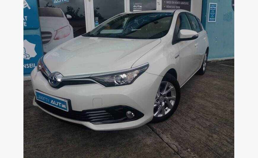 Toyota Auris (2) 1.8 Hybrid 136 Cvt...