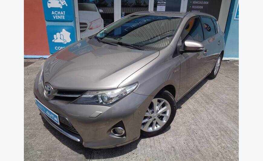 Toyota Auris Hybride 136h Style