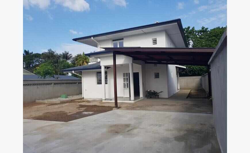 Villa T4 neuve shab 102m2 Rem mont 1750Eur