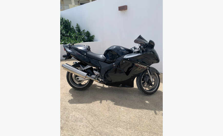 Honda cbr1100