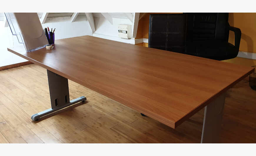 Office furniture (Office - box with key)