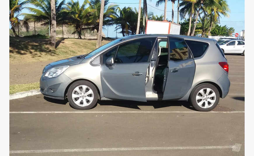 Opel meriva B 1,4L turbo ess an 11/2010 de 69000km