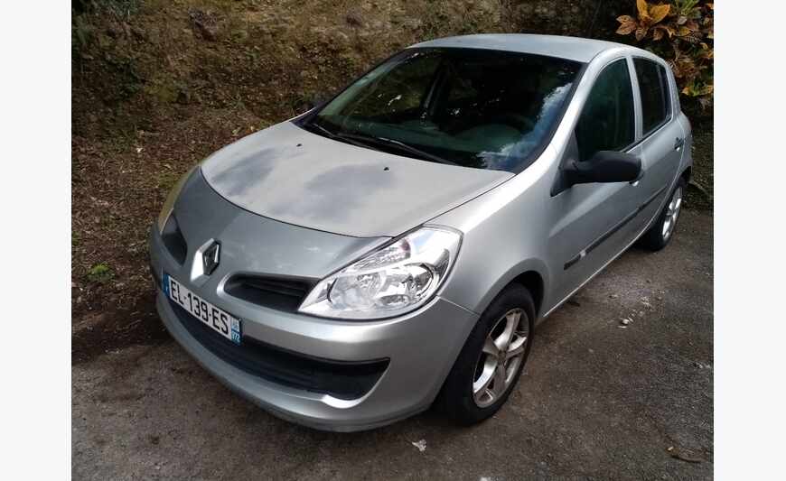 RENAULT CLIO III 1L4 16S TTES OPT.