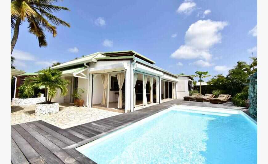 Sous Compromis Rare Villa intimiste...