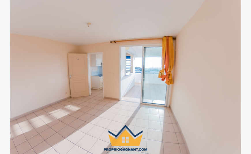 SUPERBE T3 VUE MER FORT DE FRANCE 85M2