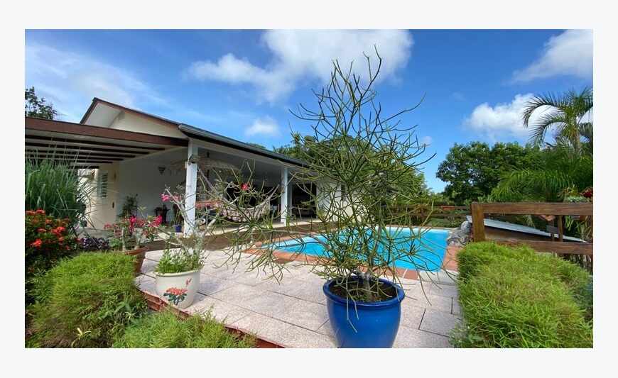 Ensemble Immobilier ConstituÉ De 2...