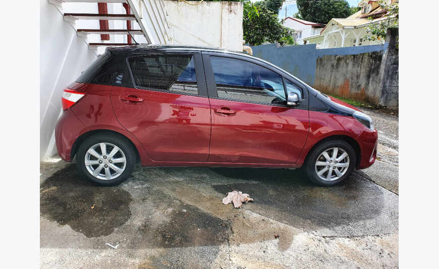 Toyota Yaris 3 Dynamiq 1,4L essence 110ch