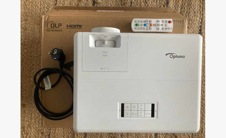 Video projector optoma HZ40 full HD 4K
