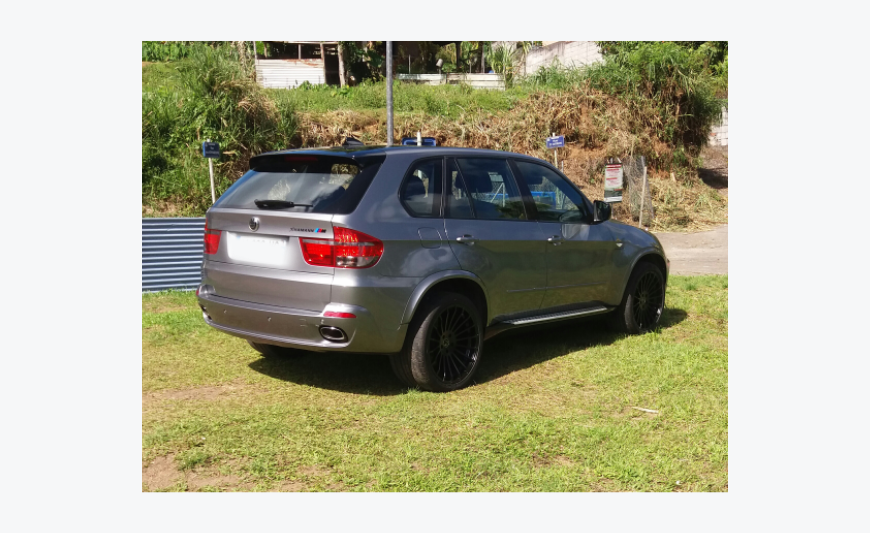 BMW x5e70 4,8i v8 355ch an 2009 de 118000km