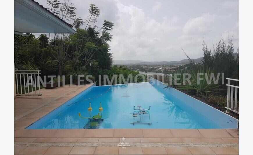 Les Trois Ilets : Lotissement Premium...