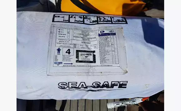 RADEAU SEASAFE ISO 9650 HAUTURIER AND GRAB BAG