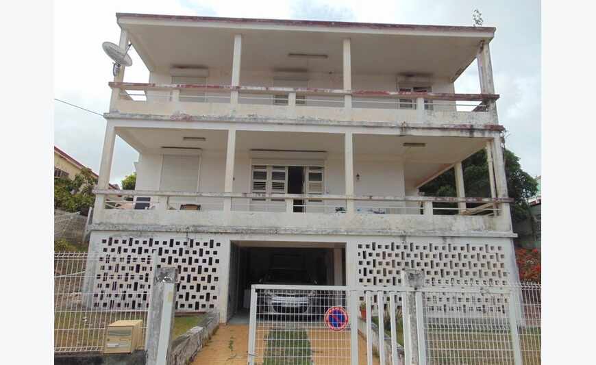 Schoelcher maison P7 de 132,18 m² -...