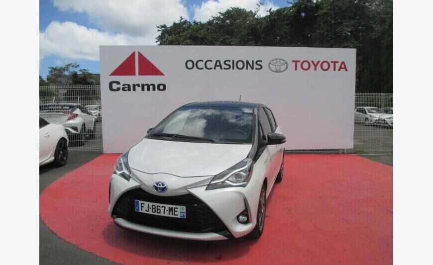 Toyota Yaris 100h Collection 5p