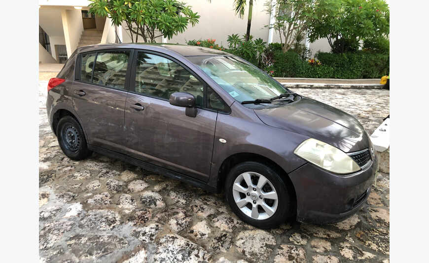 Nissan Tiida 2009