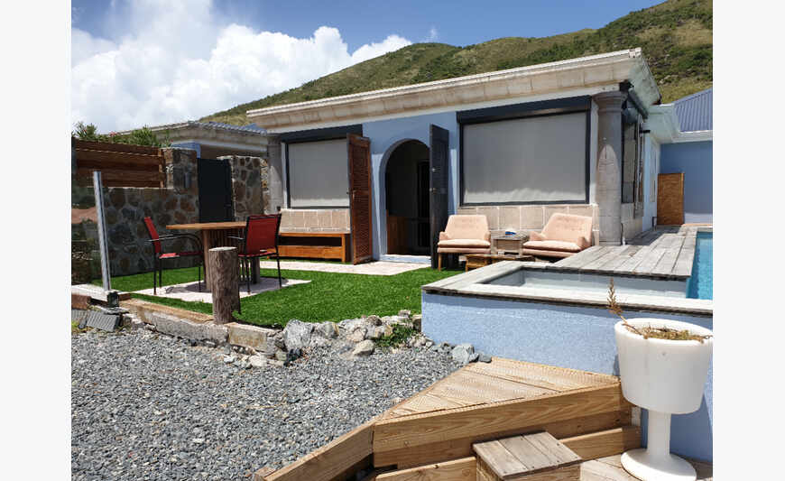 Jolie maison rénovée, 3 chambres, vue mer