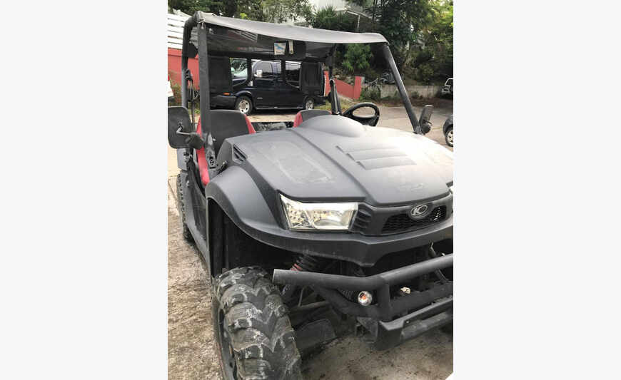 Kymco side to side 700 cc