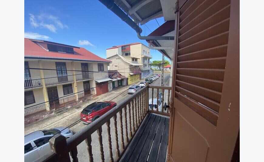 Appartement f2 au centre ville Cayenne