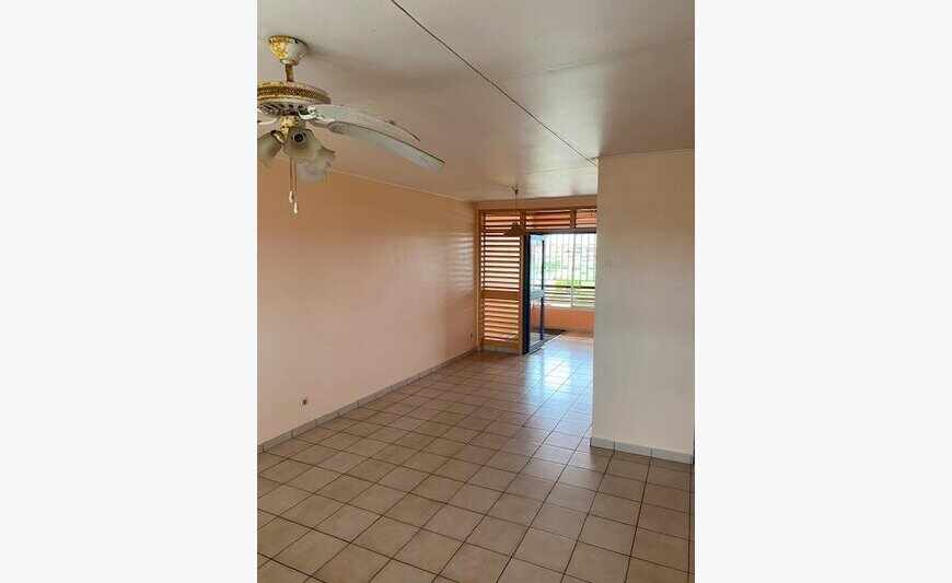 À acheter 129.000 Eur à Kourou : duplex...