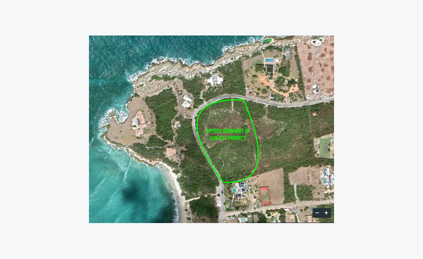 Amazing Land in Terre Basse 15,437 m2