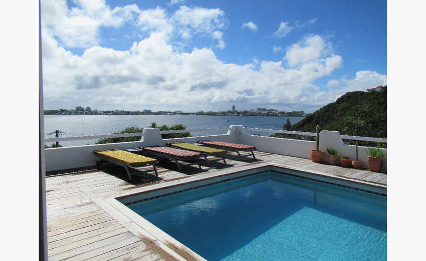 BELLE VILLA TERRES BASSES VUE EXCEPTIONNELLE