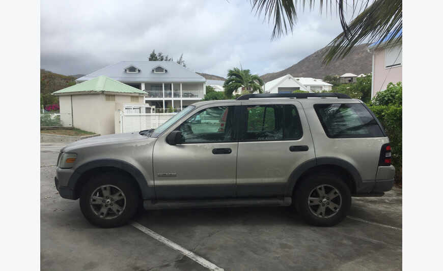 FORD Explorer V6