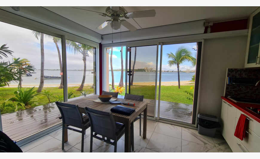 SUPERBE APPARTEMENT SUR LA PLAGE
