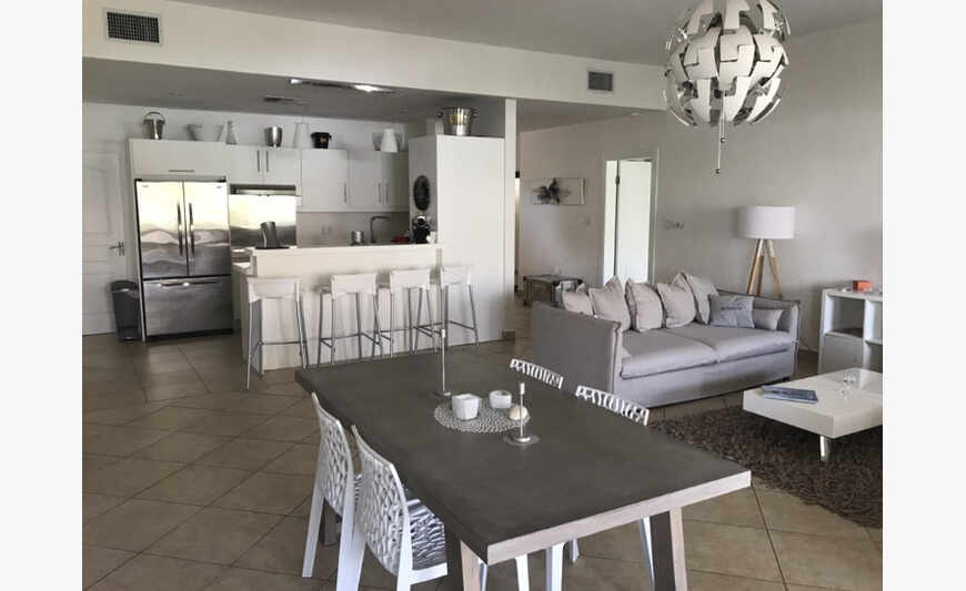 Magnificent Porto Cupecoy Apartment On...