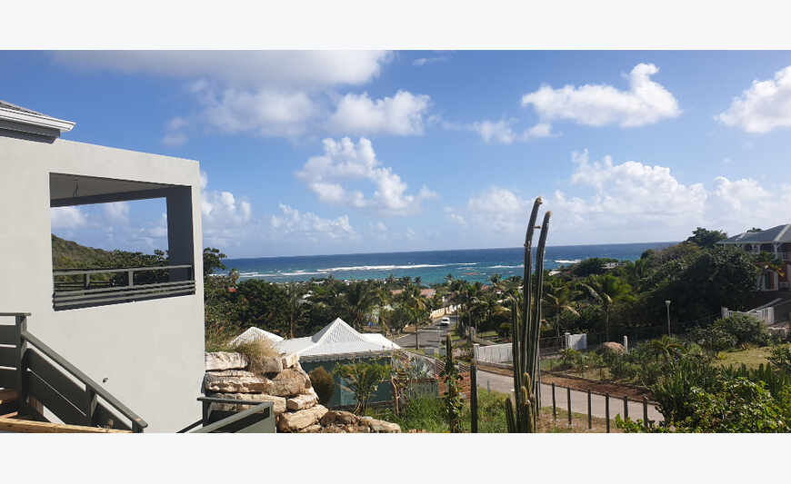 New Villa 3 bedrooms Sea View 183 m2