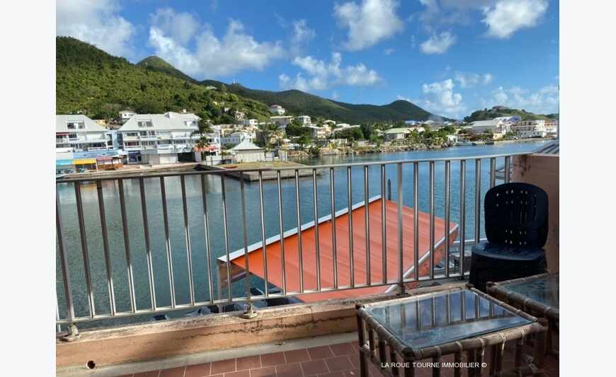 Trop Tard Vendu Charmant Type 2 Sur La Marina Royale