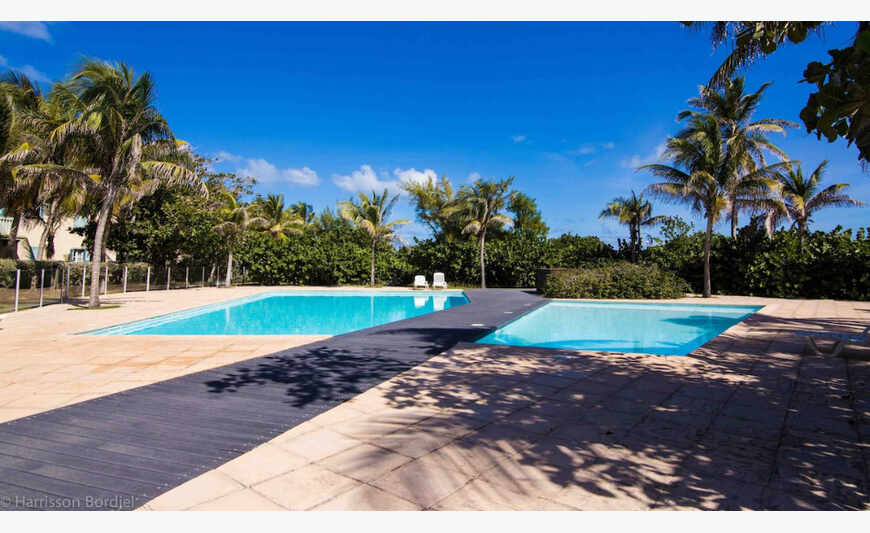 Baie Orientale Magnifique T3 Bord de Mer Piscine