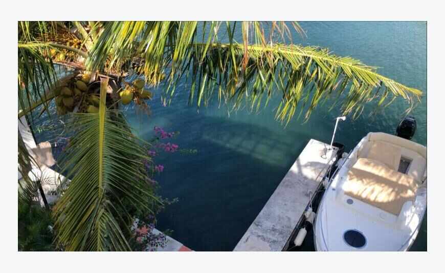 AMAZING 3 BEDROOMS WITH BOAT SLIP $650,000