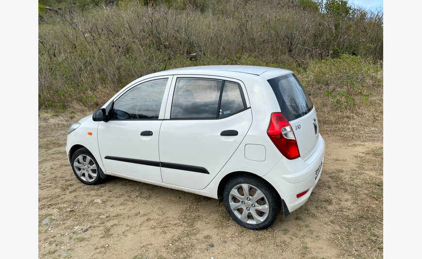 Hyundai I10 1,2 2017 encore sous garantie