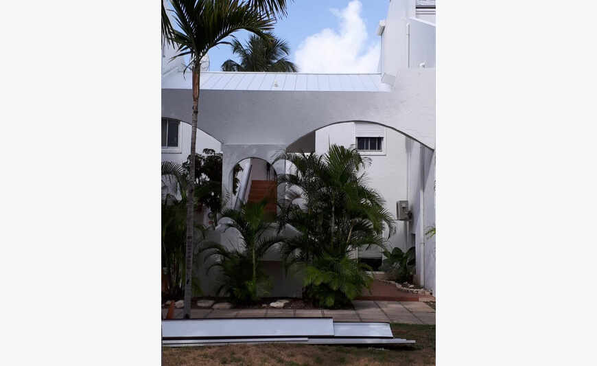 APPARTEMENT A LOUER A CUPECOY.