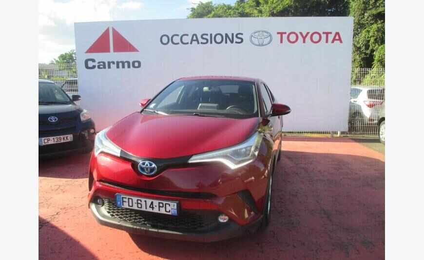 Toyota C-Hr 122h Graphic 2Wd E-Cvt Rc18