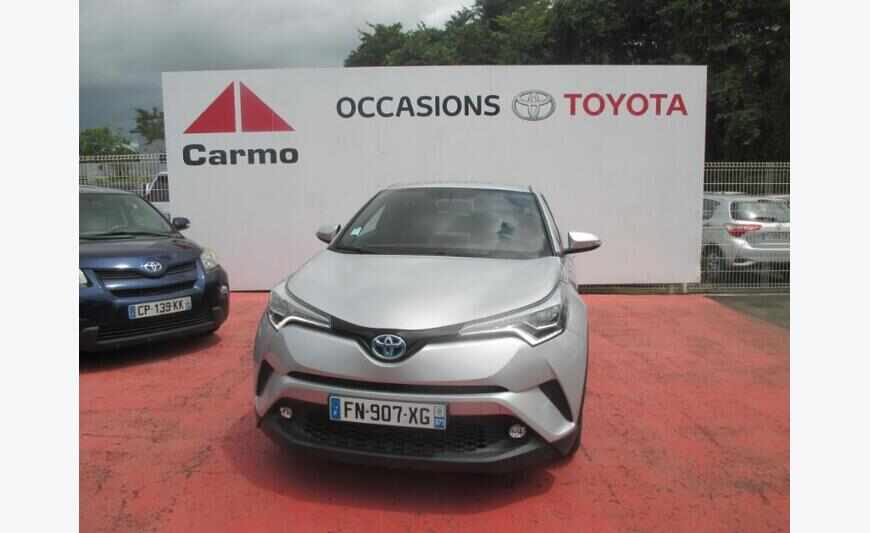 Toyota C-Hr 122h Distinctive 2Wd E-Cvt