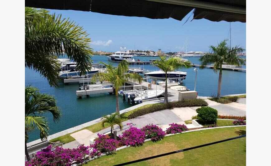 3 Bedrooms Apartment Facing The Lagoon