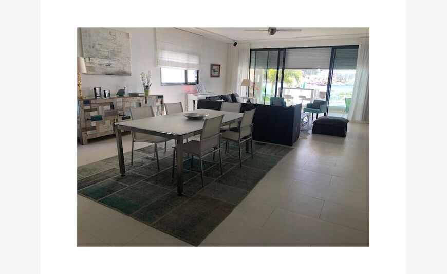 Appartement - 205m ²
