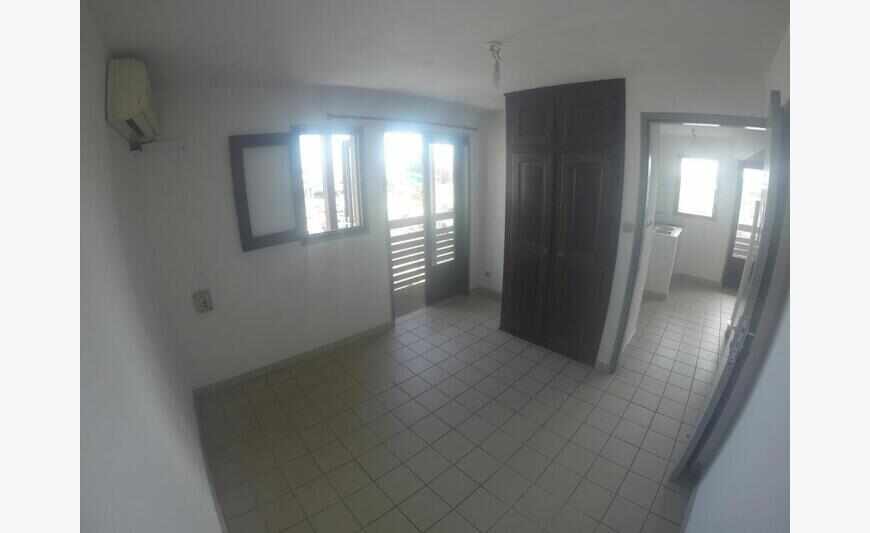 Appartement T2 Mezzanine Angle rue...