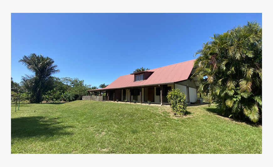 votre villa T6 proche de toutes les...