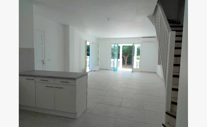 Villa Orient Bay 5-room 169 sqm