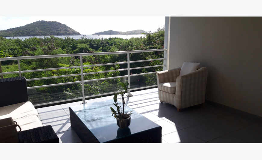 Grand Deux Pieces A Cul De Sac